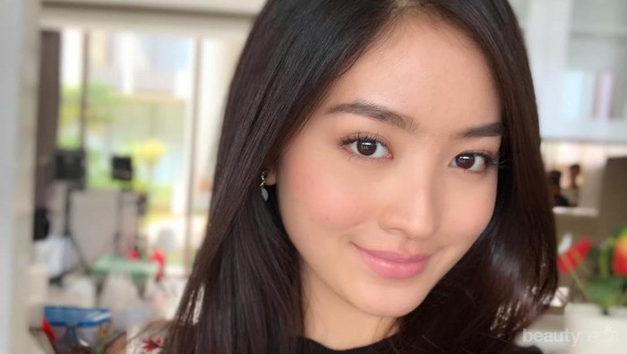 Anti Menor! Riasan Wajah Natasha Wilona di Berbagai Acara