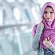 Cara Menghilangkan Kulit Kusam dan Belang Akibat Sinar Matahari untuk Hijabers