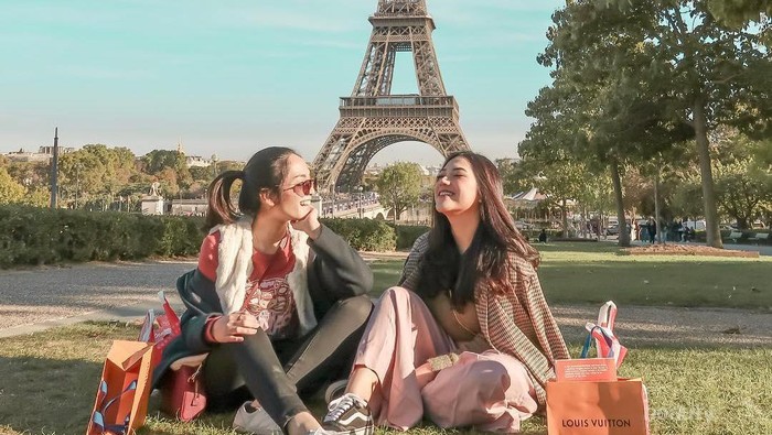 Pengen Traveling Tapi Tetap Hemat? Ini Tipsnya!