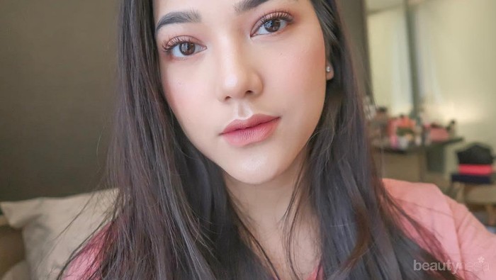 Biar Gak Salah, Perhatikan Do & Dont's dalam Makeup Sederhana Bagi Para Pemula