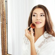 Sedang Belajar Makeup? Simak Disini Kuas Makeup yang Wajib Dimiliki Pemula!