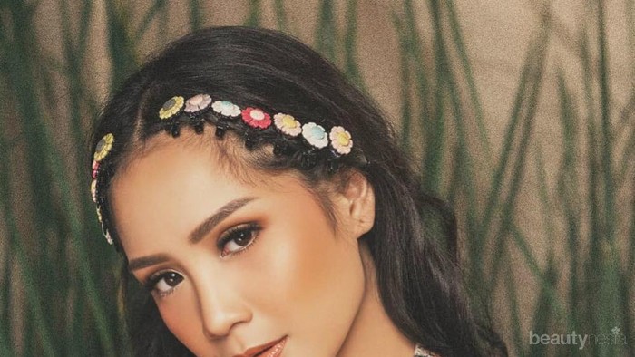 Terlihat Murah, Ternyata Harga Fashion Nagita Slavina Bikin Melongo!