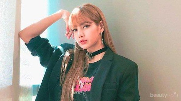 Biar Makin Hits, Tiru 5 Inspirasi OOTD Lisa Blackpink