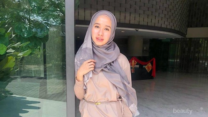 Inspirasi Formal Style yang Modis ala Laudya Cynthia Bella