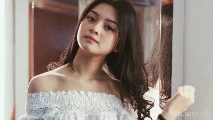 Style Casual Yoriko Angeline Sosok 'Wati' di Film Dilan yang Fashionable Banget!