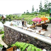 Wisata Dusun Bambu Lembang Bandung, Pas untuk Acara Keluarga - Honeymoon