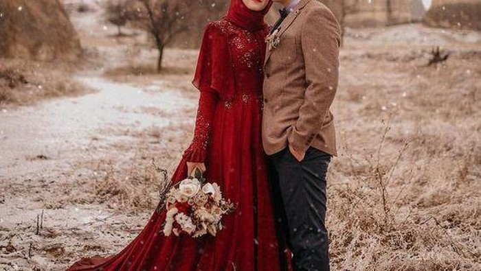 Ingin Momen Pernikahanmu Berkesan Seumur Hidup?  Intip Yuk Ide Foto Prewedding Cantik Ini, Ladies!