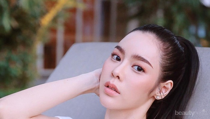 Flawless Makeup ala Artis Cantik Thailand, Preechaya Pongthananikorn 'ATM Error'