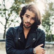 Hati-Hati, 5 Tipe Pria Ini Harus Kamu Hindari Saat Berkenalan di Tinder!