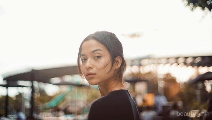5 Penampilan Artis Indonesia Tanpa Makeup, Tetap Menawan dan Memesona