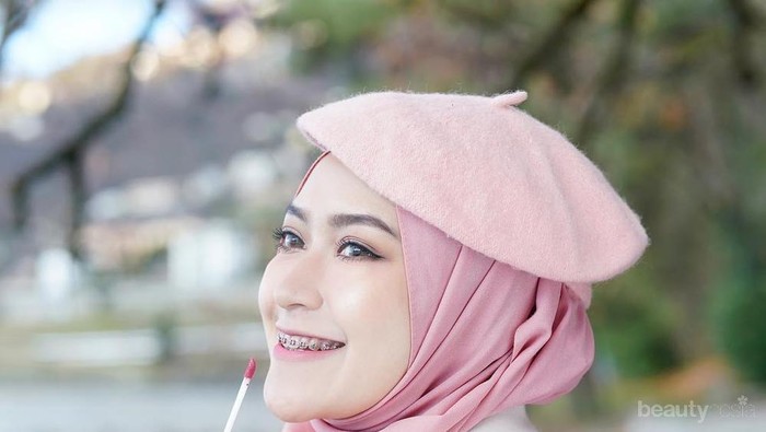 Bingung Cari Lipstik? 4 Warna Lipstik Wardah Ini Pasti Cocok dengan Kulitmu! Yuk, Cobain