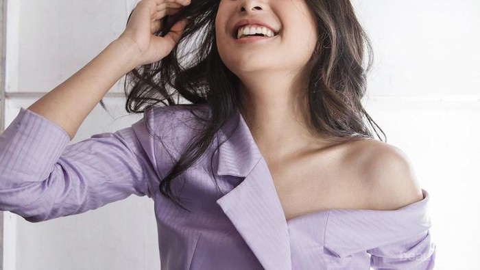 Sering Catokan Bikin Rambut Rusak? Sstt... Conditioner Tanpa Bilas Bisa Jadi Solusi!