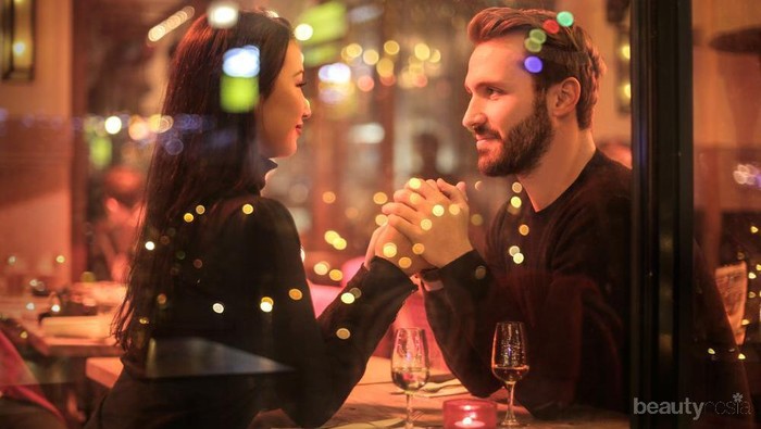 5 Hal yang Membuatmu Bersyukur Miliki Kekasih Zodiak Aquarius