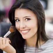 Biar Riasanmu Makin Cetar, 5 Jenis Kuas Make Up Ini Wajib Kamu Punya, Ladies!