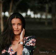 Hmm, Ternyata Melakukan Perawatan Rambut Seperti Ini Salah Lho, Ladies!