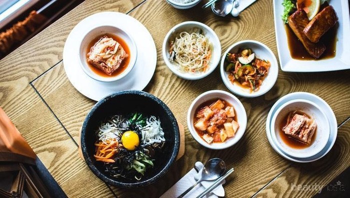 7 Makanan Korea Paling Favorit yang Wajib Kamu Coba, Nikmat Banget!