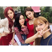 Mau Tampil Cantik ala Blackpink? Ikuti Inspirasi Makeup Asal Korea untuk Daily Activity
