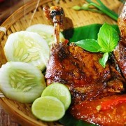 Rekomendasi 5 Restoran Bebek di Surabaya Rasanya 'Uwenak Pol'!