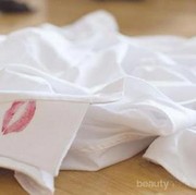 [FORUM] Ngilangin noda lipstick di baju gimana ya gengs?