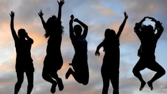 [FORUM] mendingan punya sahabat cowo apa sahabat cewe?