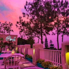 Tempat Nongkrong di Bandung Ini Bener-bener Asyik dan Punya Sederet Menu Lezat, Ladies! Kamu Harus Mampir ke Sini!