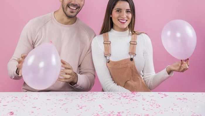 4 Zodiak yang Cocok untuk Menjadi Partner Hidup Zodiak Aquarius