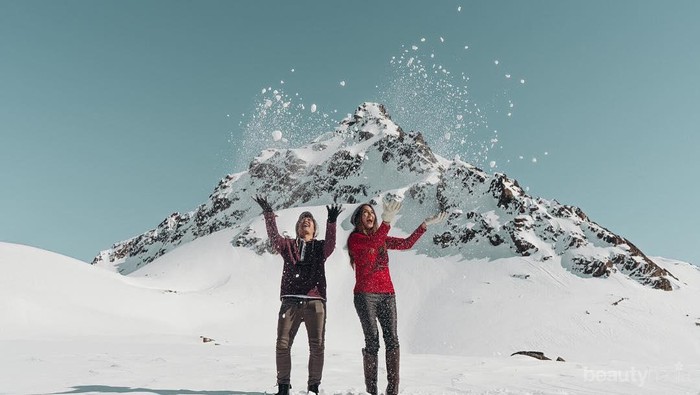 Tips Traveling Seru & Antimainstream Nadine Chandrawinata Keliling Indonesia, Contek Nih!