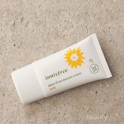 [FORUM] Ada yang pake daily protection cream Innisfee yang no sebum?