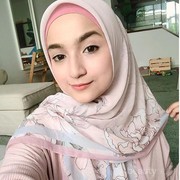 Sst, Begini Cara Bikin Makeup Sederhana ala Hijabers Malaysia yang Natural!