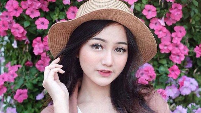 Ladies, Penasaran dengan Cara Memutihkan Badan ala Beauty Vlogger Nanda Arsyinta?  Ini Dia Rahasianya!