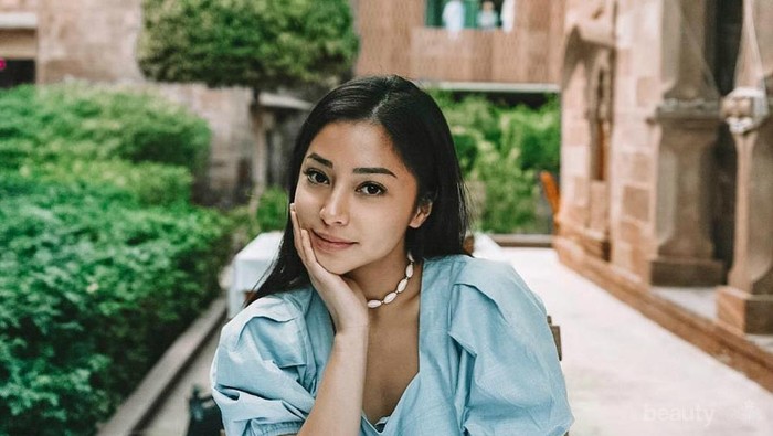 6 Fashion Item Nikita Willy Saat Liburan, Harga Tasnya Seharga Tiket Umroh!