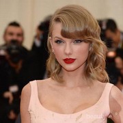4 Tutorial Makeup dengan Lipstik Merah Terbaik di Youtube
