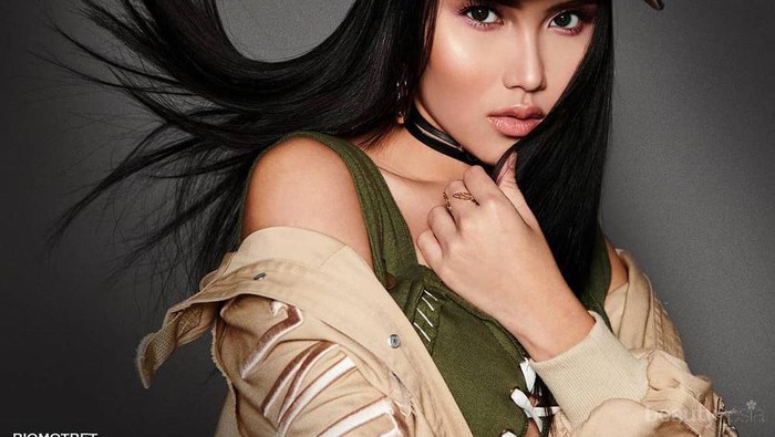 Sederet Foto Artis Cantik Hasil Jepretan Rio Motret, dari Nagita Slavina - Agnez Mo! Bikin Pangling!