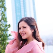 Enggak Perlu Bleaching, Coba Cara Pemutih Gigi Alami yang Bisa Kamu Lakukan di Rumah