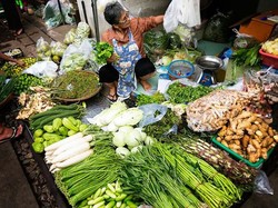 Terkait Virus Corona, Tips Aman Belanja di Pasar dan Selebgram Ancam Pelayan Resto