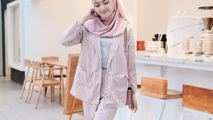 5 Blazer Wanita yang Super Stylish dan Kece ala Hijab Influencer Indonesia!