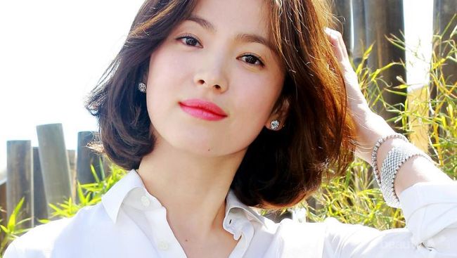 Terlihat Fresh, Begini Model Rambut Pendek 5 Artis Korea yang Wajib