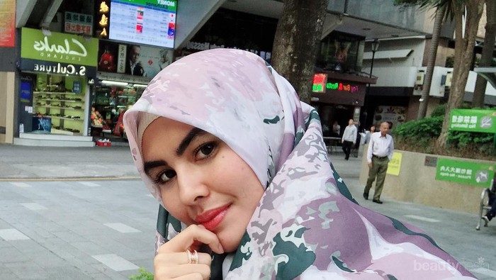 Kartika Putri Mantap Berhijrah, Begini 5 Perubahan Tampilan yang Bisa