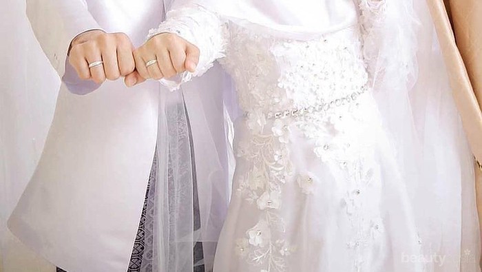 Terlihat Manis dan Elegan, Model Cincin Kawin Ini Lagi 