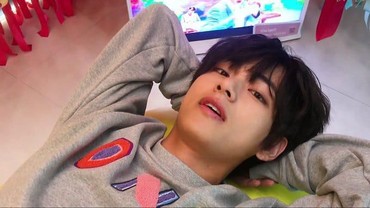 Mata Kubil Tetap Ganteng, Wajah Bangun Bobo V BTS Jadi Trending Dunia