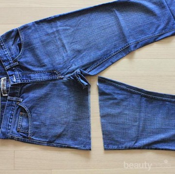 Yuk, Sulap Celana Jeans Lamamu Menjadi Hot Pants Lucu dengan Tips Ini