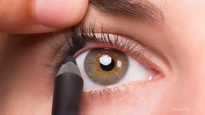 Inilah Tutorial Natural Eye Make Up yang Perlu Kamu Coba!