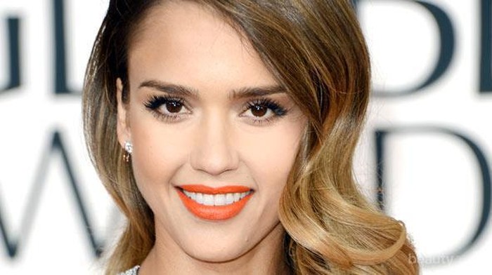 Temukan Rekomendasi Lipstik Oranye Terbaik untuk Warna dan Undertone Kulitmu Disini!