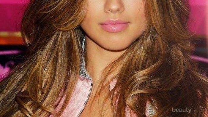 Untuk Kamu yang Berkulit Sawo Matang, Ini Dia Warna Highlight yang Cocok untukmu!