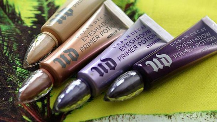 Eyeshadow Primer Favorit Para MUA Internasional untuk Eye Makeup Lebih Tahan Lama