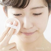 Cara Tepat Mengaplikasikan Cushion Foundation untuk Hasil Wajah yang Flawless & Glowing