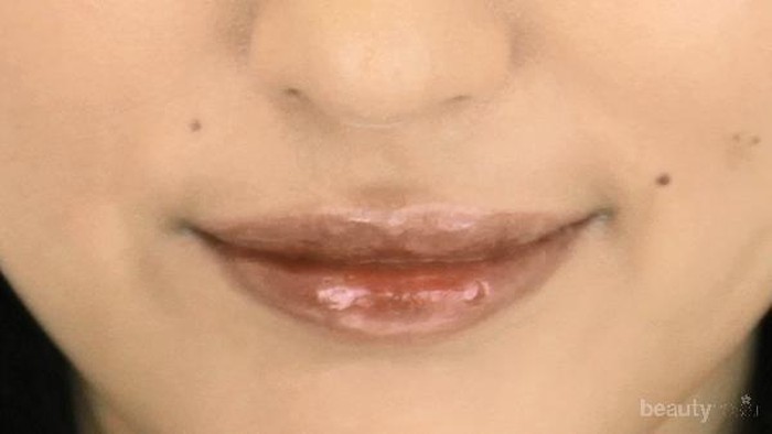Membuat bibir yang sedang tren Bibir gradasi yang sexy