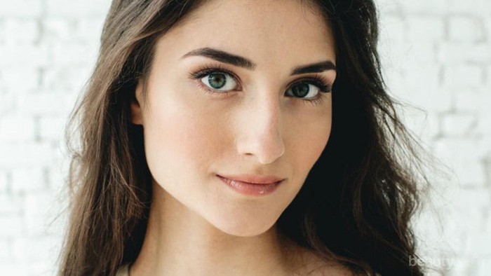 Jangan Lakukan 5 Kesalahan Sepele Ini Kalau Kamu Menginginkan Alis On Fleek Natural! Jangan Lakukan 5 Kesalahan Sepele Ini Kalau Kamu Menginginkan Alis On Fleek Natural!