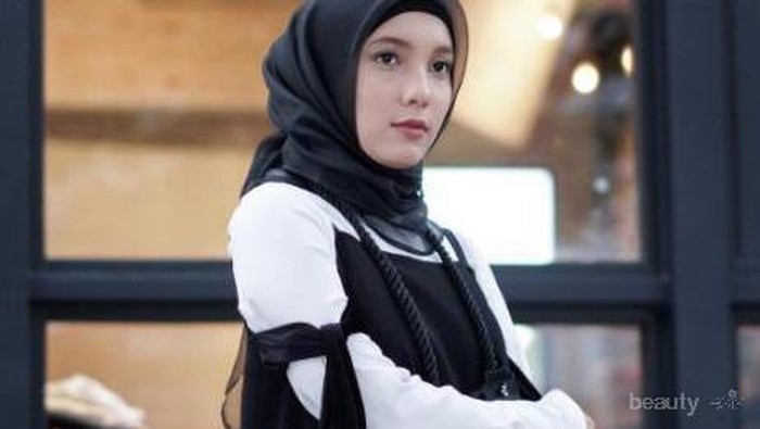 Be Bold, Ladies! Yuk, Tiru Style Hijab Desainer Jenahara!