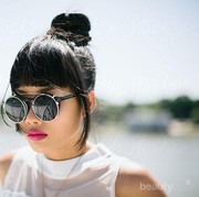Tampil Cerah dengan 5 Lipstick Fuschia yang Cocok untuk Kulit Wanita Indonesia